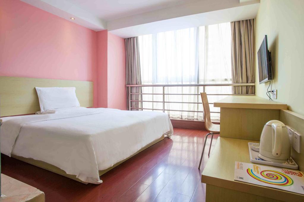 7Days Inn Zhumadian Railway Station מראה חיצוני תמונה